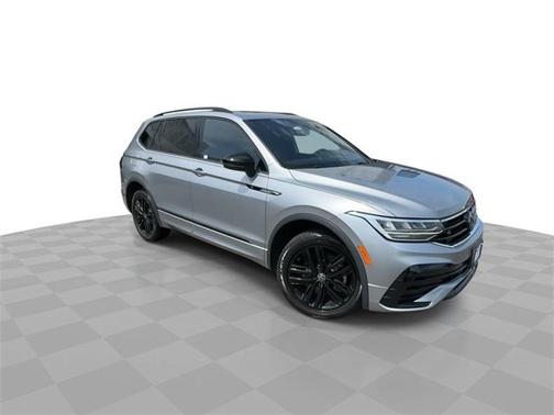 2022 Volkswagen Tiguan 2.0T SE R-Line Black 4MOTION