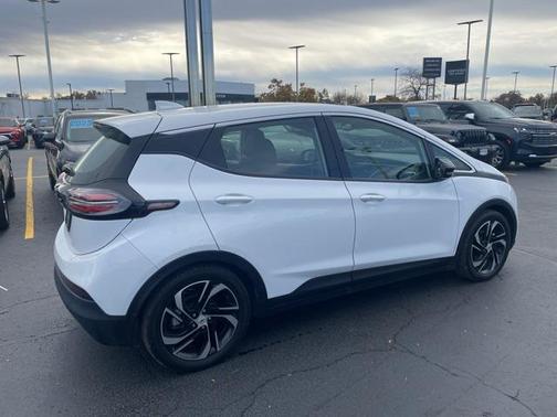 2023 Chevrolet Bolt EV FWD 2LT