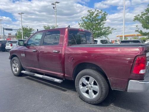Delmonico Red Pearlcoat 2017 RAM 1500 Big Horn