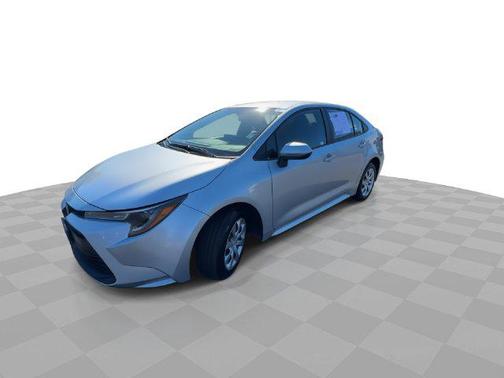 Classic Silver Metallic 2024 Toyota Corolla LE