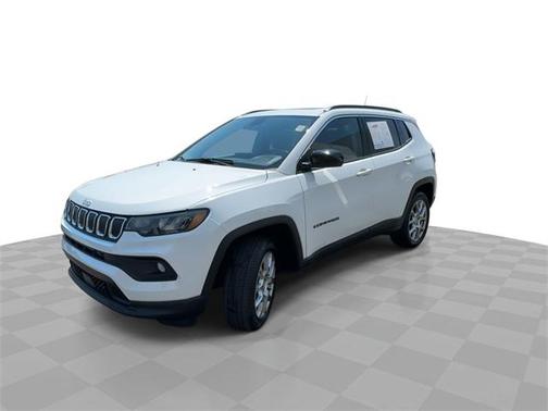 2022 Jeep Compass Latitude Lux
