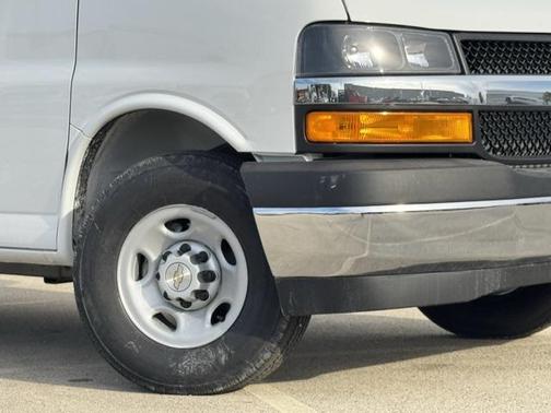 2025 Chevrolet Express 2500 RWD 2500 Extended Wheelbase WT