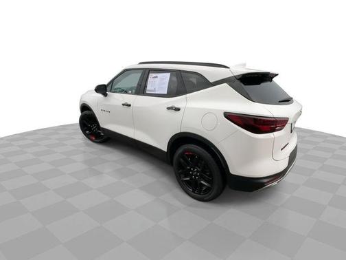Summit White 2024 Chevrolet Blazer 2LT