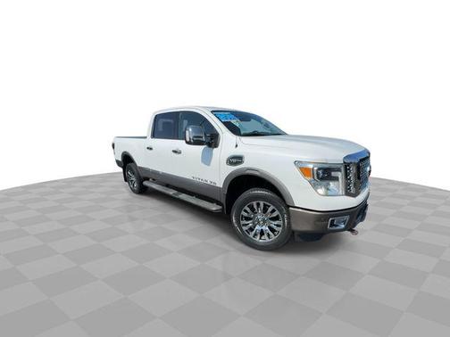 2016 Nissan Titan XD Platinum Reserve