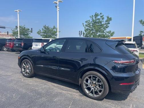 2020 Porsche Cayenne Turbo