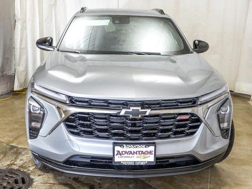 Sterling Gray Metallic 2026 Chevrolet Trax FWD 2RS
