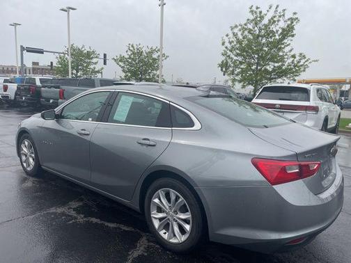 Sterling Gray Metallic 2023 Chevrolet Malibu FWD 1LT