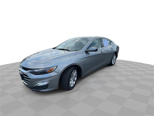 Sterling Gray Metallic 2023 Chevrolet Malibu FWD 1LT