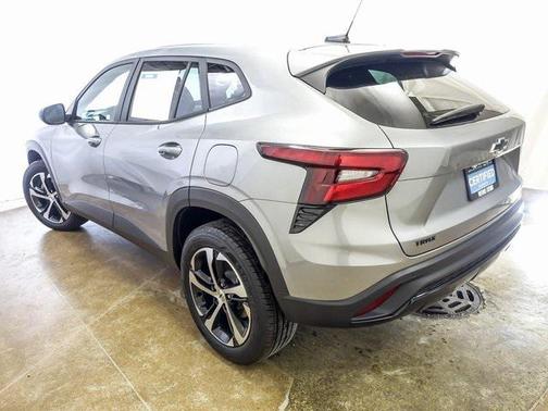 2024 Chevrolet Trax FWD 1RS