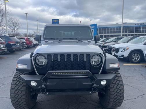 2021 Jeep Gladiator Sport