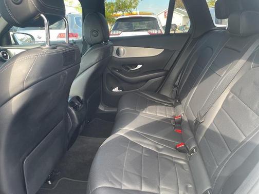 2019 Mercedes-Benz GLC 300 4MATIC