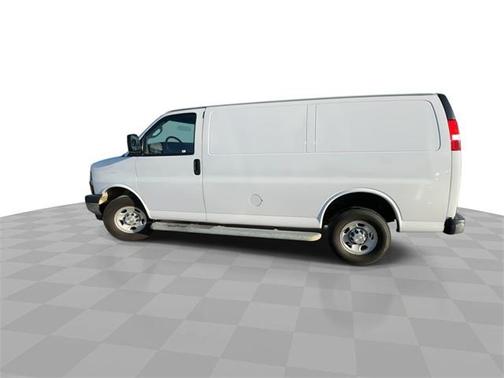 2024 Chevrolet Express 2500 RWD 2500 Regular Wheelbase WT