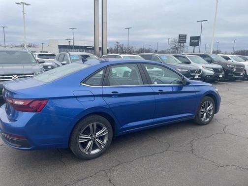 2024 Volkswagen Jetta 1.5T SE