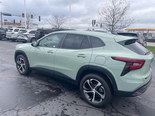 2024 Chevrolet Trax FWD 1RS