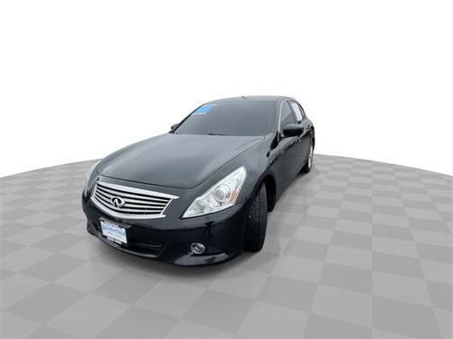 2013 INFINITI G37x Base