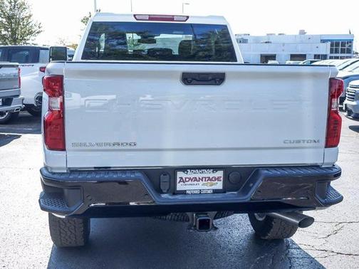 2026 Chevrolet Silverado 2500 Custom