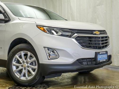 Photo 3 of 30 of 2021 Chevrolet Equinox 1LT