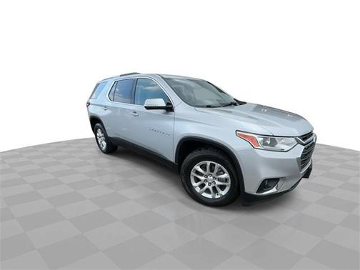 2018 Chevrolet Traverse LT Cloth