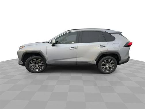 2022 Toyota RAV4 Hybrid XLE Premium