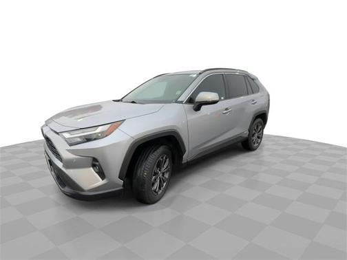 2022 Toyota RAV4 Hybrid XLE Premium