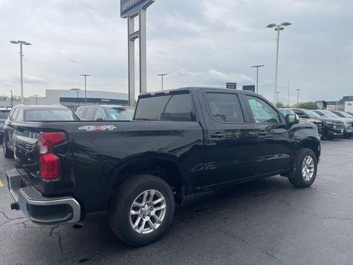 Black 2023 Chevrolet Silverado 1500 LT