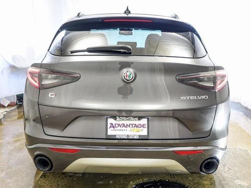 2024 Alfa Romeo Stelvio Ti