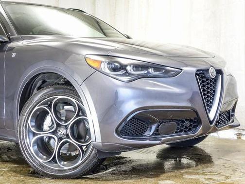 2024 Alfa Romeo Stelvio Ti