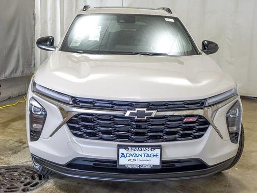 White Sands 2026 Chevrolet Trax FWD 2RS