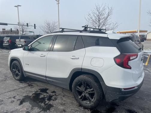 2022 GMC Terrain AWD AT4
