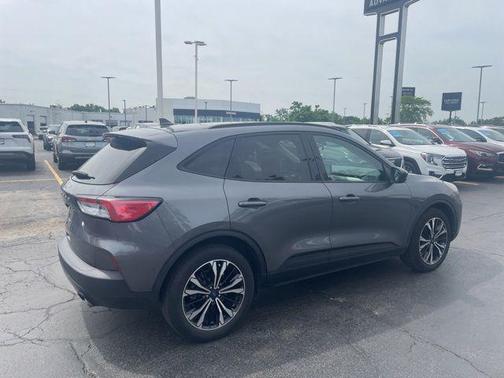 CARBONIZED GRAY 2022 Ford Escape SE