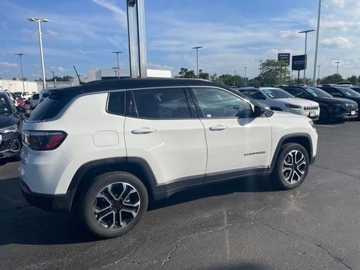 Bright White Clearcoat 2023 Jeep Compass Limited