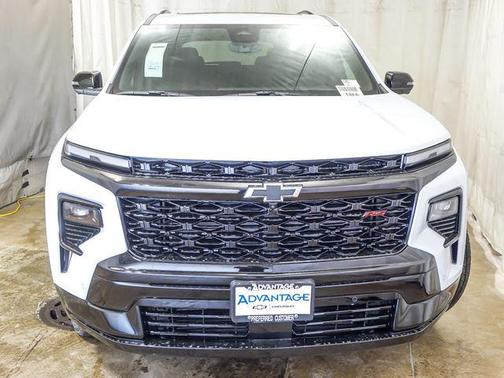 Polar White Tricoat 2026 Chevrolet Traverse RS