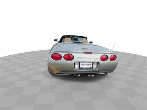 2000 Chevrolet Corvette Base
