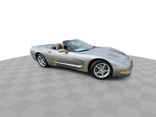 2000 Chevrolet Corvette Base