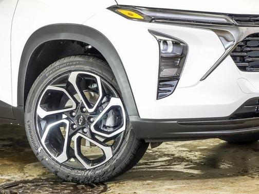 2025 Chevrolet Trax FWD 2RS