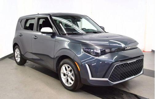 Gravity Gray 2025 Kia Soul LX