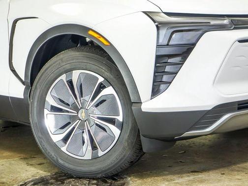 2025 Chevrolet Blazer EV eAWD LT