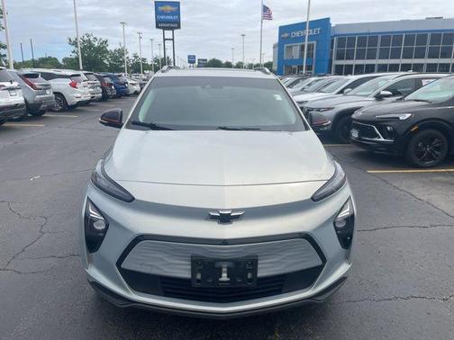 Silver Flare Metallic 2023 Chevrolet Bolt EUV FWD Premier
