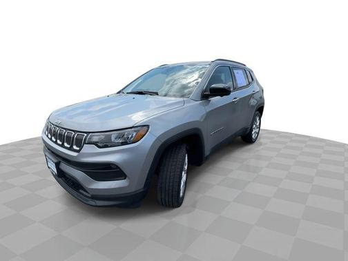 Billet Silver Metallic Clearcoat 2022 Jeep Compass Latitude Lux