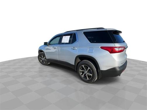 2021 Chevrolet Traverse LT Cloth