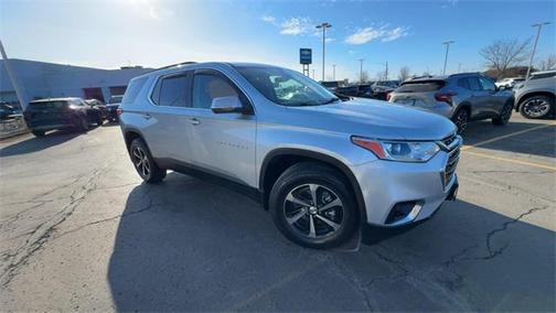2021 Chevrolet Traverse LT Cloth