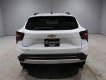 Summit White 2025 Chevrolet Trax LT