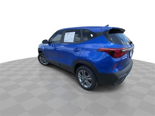 2023 Kia Seltos LX