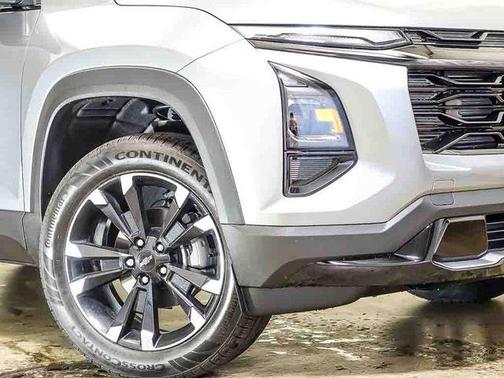 Sterling Gray Metallic 2027 Chevrolet Equinox FWD RS
