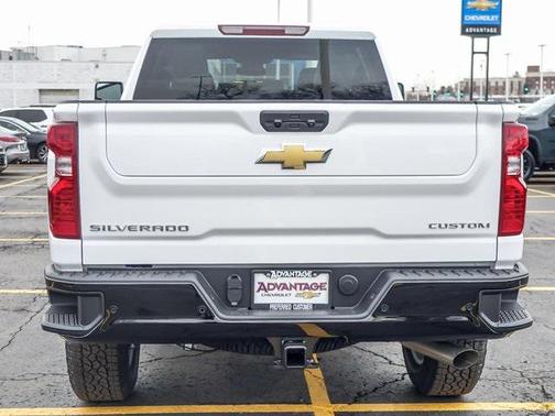 2026 Chevrolet Silverado 2500 Custom