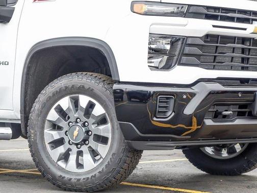 2026 Chevrolet Silverado 2500 Custom