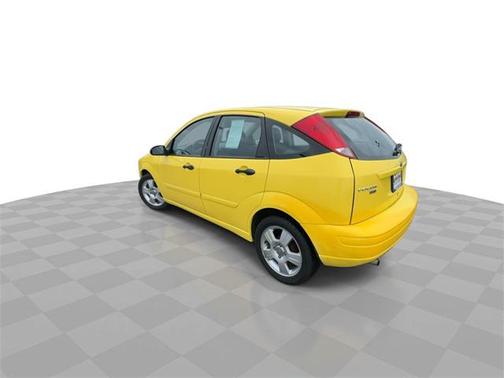 2005 Ford Focus ZX5