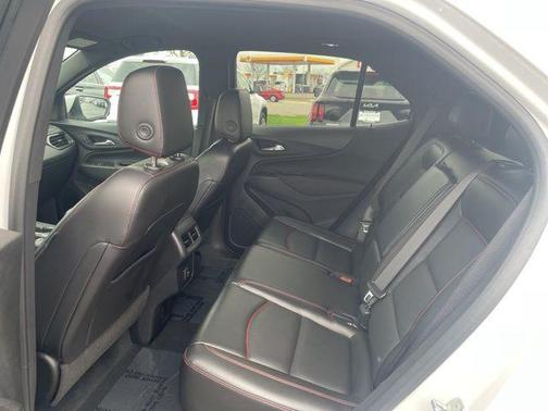 2022 Chevrolet Equinox FWD RS