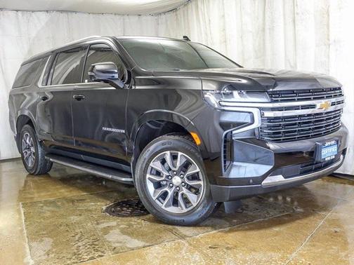2022 Chevrolet Suburban LT