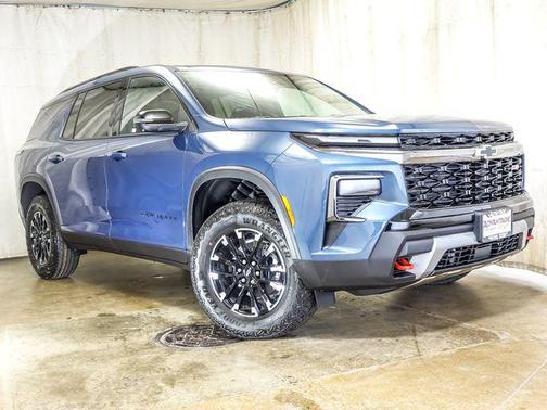 Lakeshore Blue Metallic 2026 Chevrolet Traverse AWD Z71
